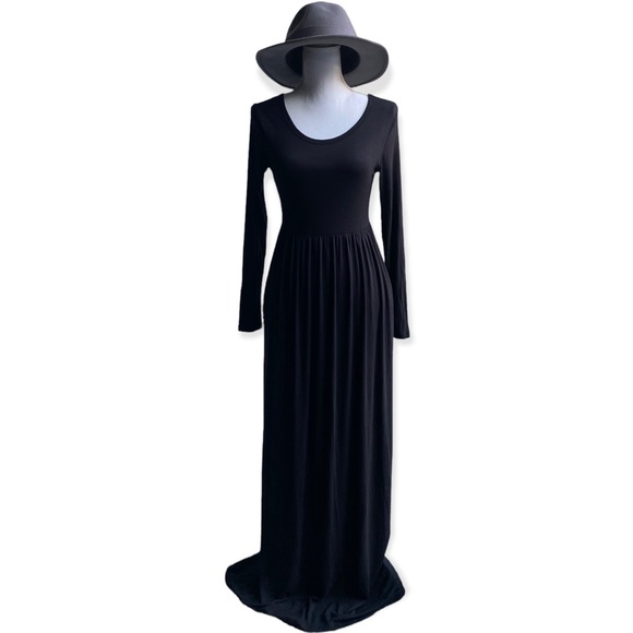 VIISHOW | Dresses | Viishow Long Sleeve 